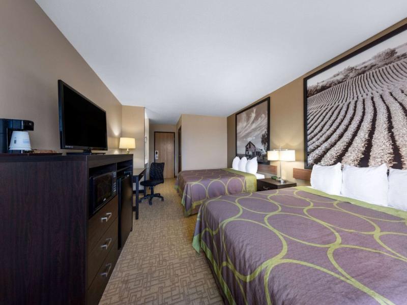 Super 8 by Wyndham Jackson MN image
