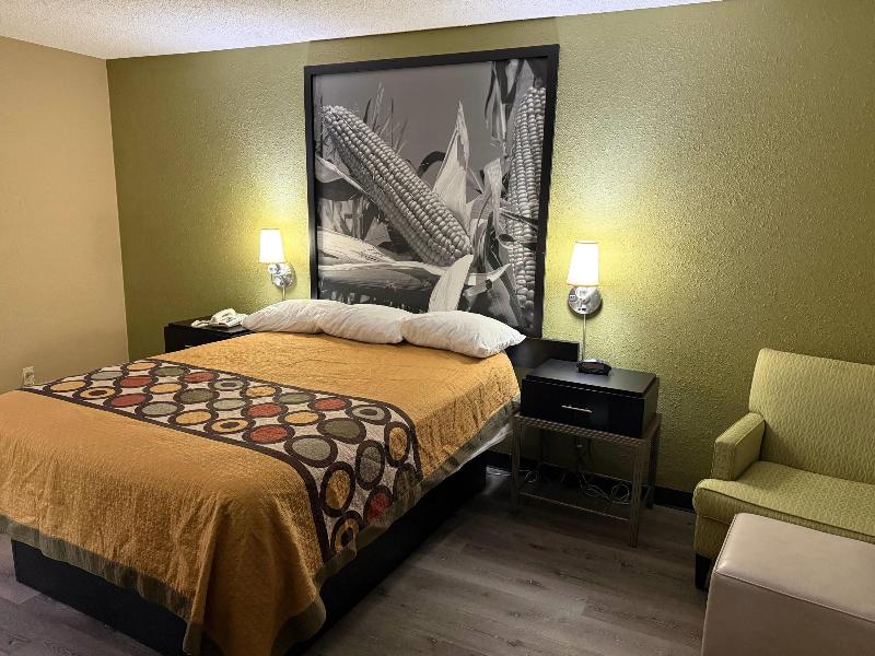 Super 8 by Wyndham Mendota image