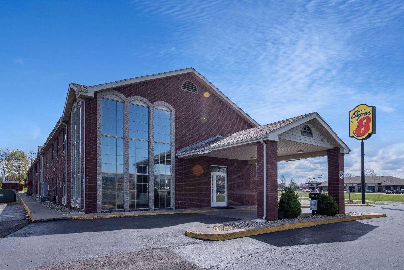 Super 8 by Wyndham Nixa/Springfield Area image