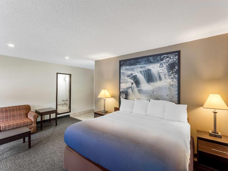 Super 8 by Wyndham Elkins image