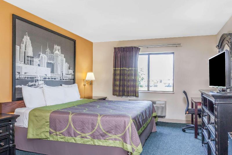 Super 8 by Wyndham Imlay City image