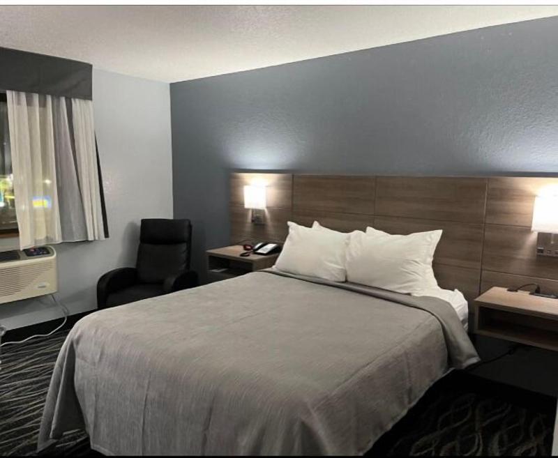 Quality Inn Oneida image