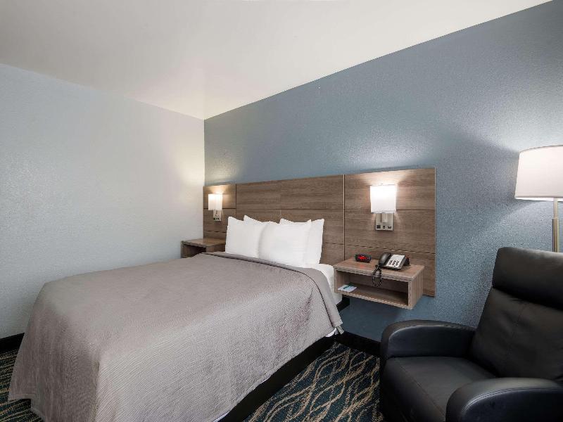 Quality Inn Oneida image