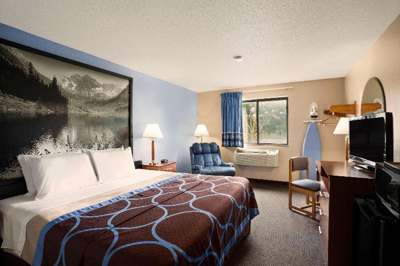 Quality Inn Oneida image