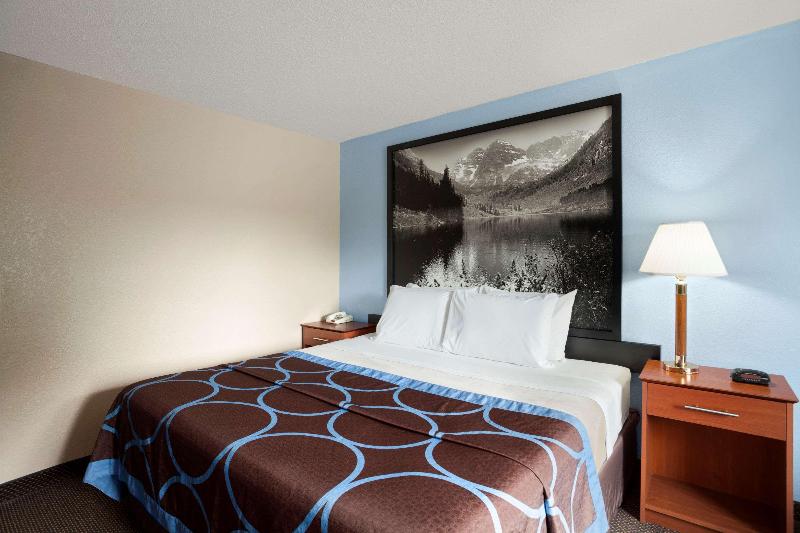 Quality Inn Oneida image