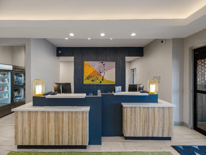 Spark By Hilton Midland South image
