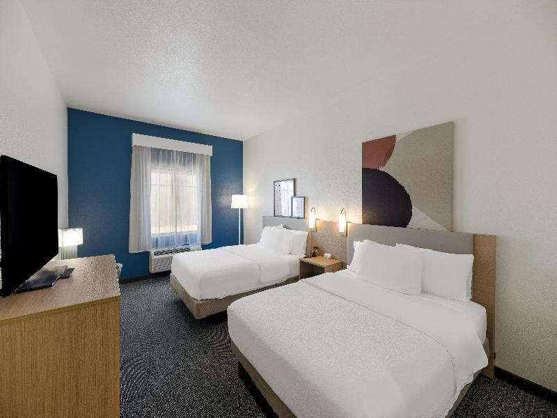 Spark By Hilton Midland South image
