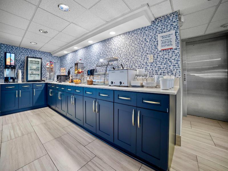 Americinn By Wyndham Beloit image