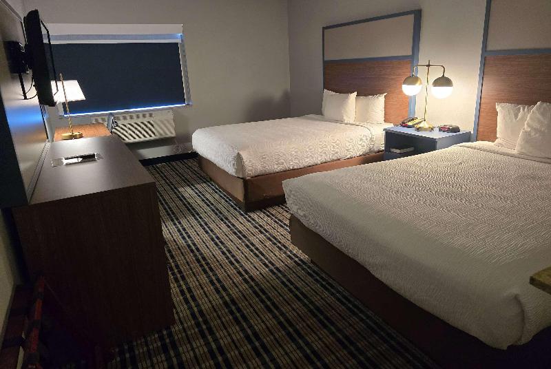 Americinn By Wyndham Beloit image