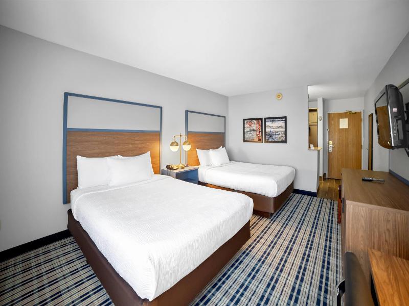 Americinn By Wyndham Beloit image