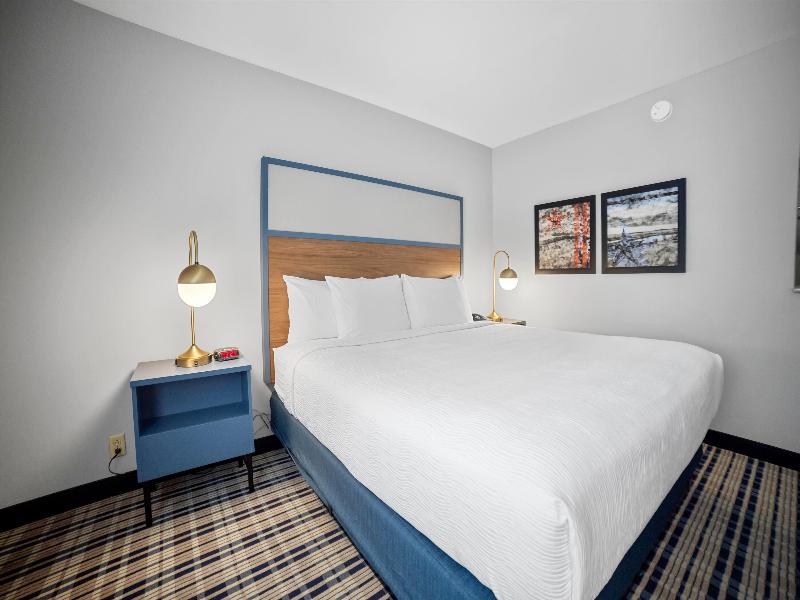 Americinn By Wyndham Beloit image