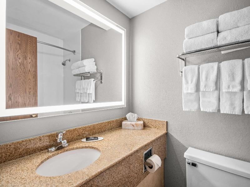 Americinn By Wyndham Beloit image