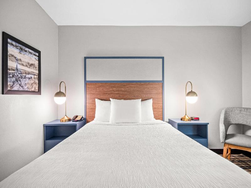 Americinn By Wyndham Beloit image