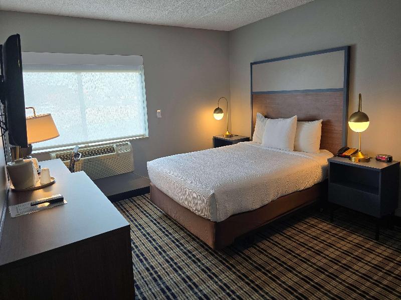 Americinn By Wyndham Beloit image