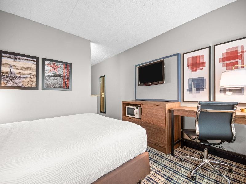 Americinn By Wyndham Beloit image