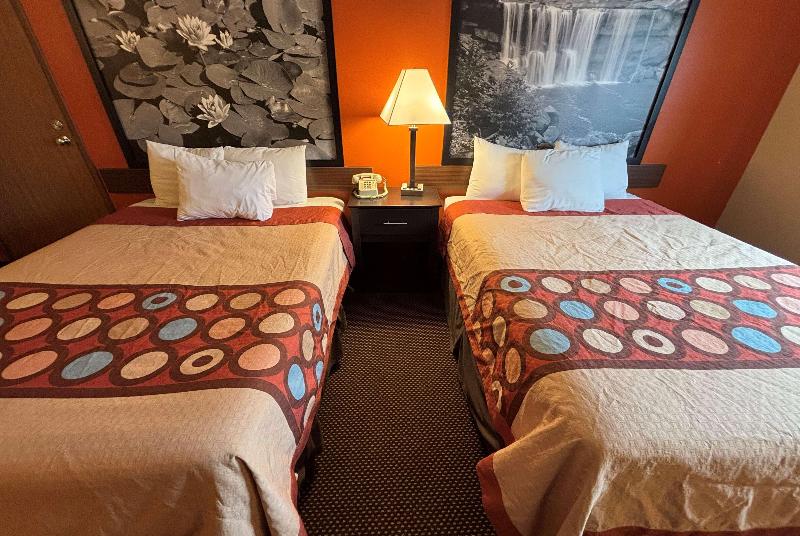 Super 8 by Wyndham Du Quoin image
