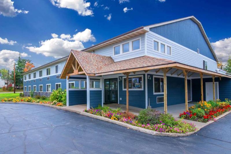 Super 8 by Wyndham Ely Minnesota image
