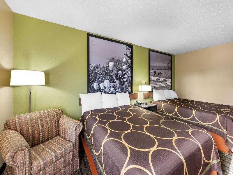 Super 8 By Wyndham Bellefontaine image