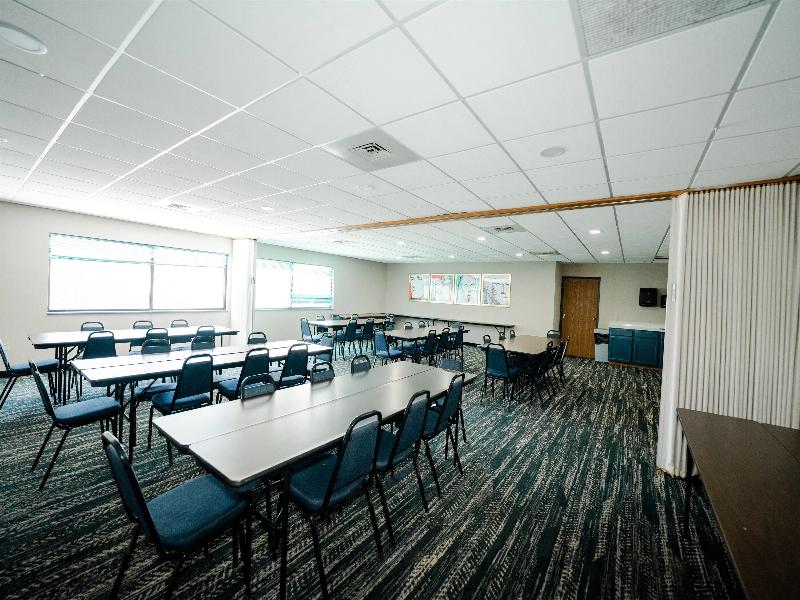 AmericInn by Wyndham Tomahawk image