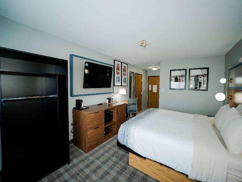 AmericInn by Wyndham Tomahawk image