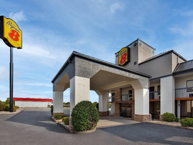 Super 8 By Wyndham Bulls Gap Greeneville Area image