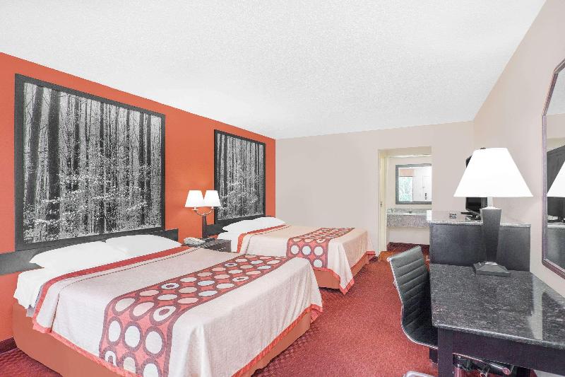 Super 8 By Wyndham Bulls Gap Greeneville Area image