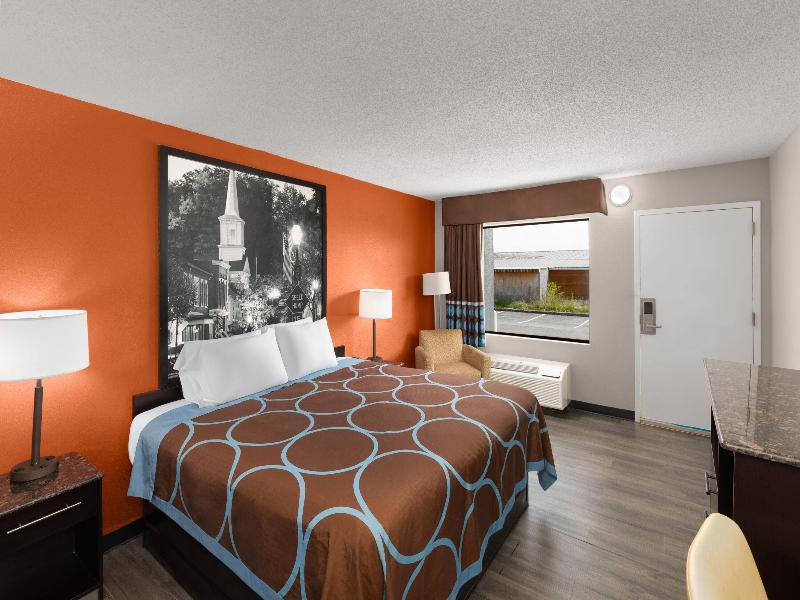 Super 8 By Wyndham Bulls Gap Greeneville Area image