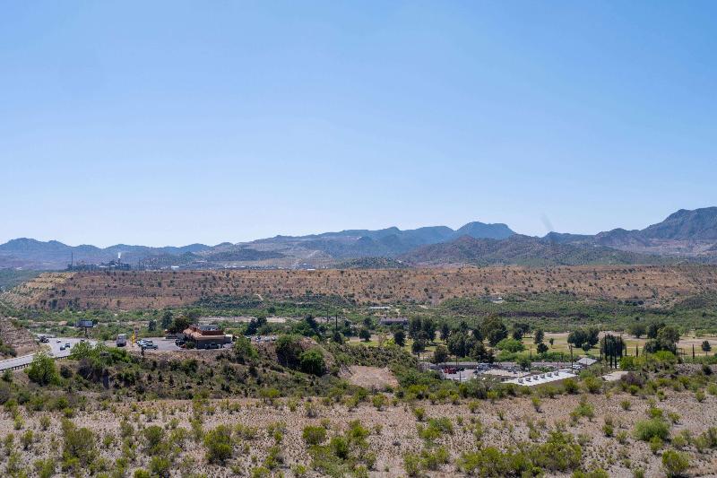 Travelodge By Wyndham Globe Az image
