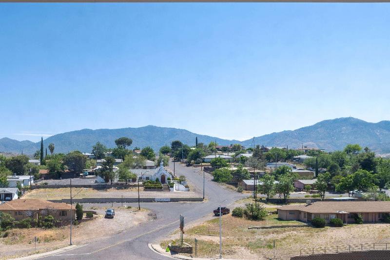 Travelodge By Wyndham Globe Az image