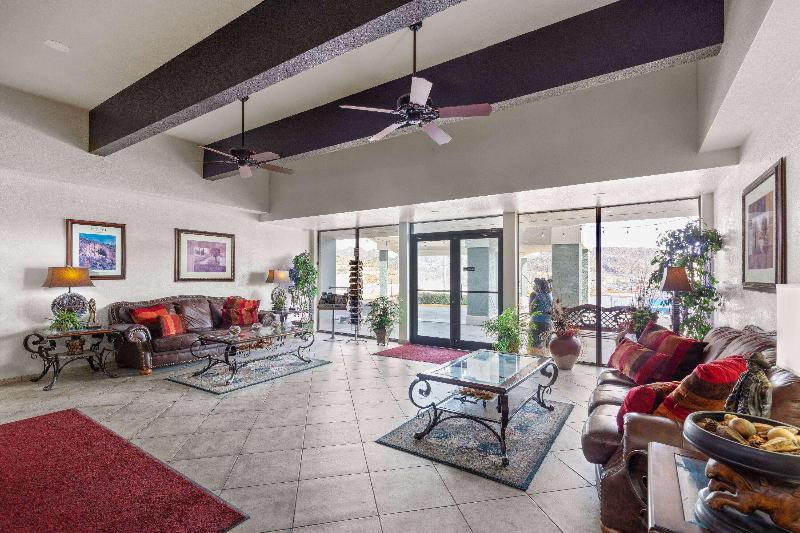 Travelodge By Wyndham Globe Az image