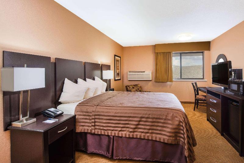 Travelodge By Wyndham Globe Az image