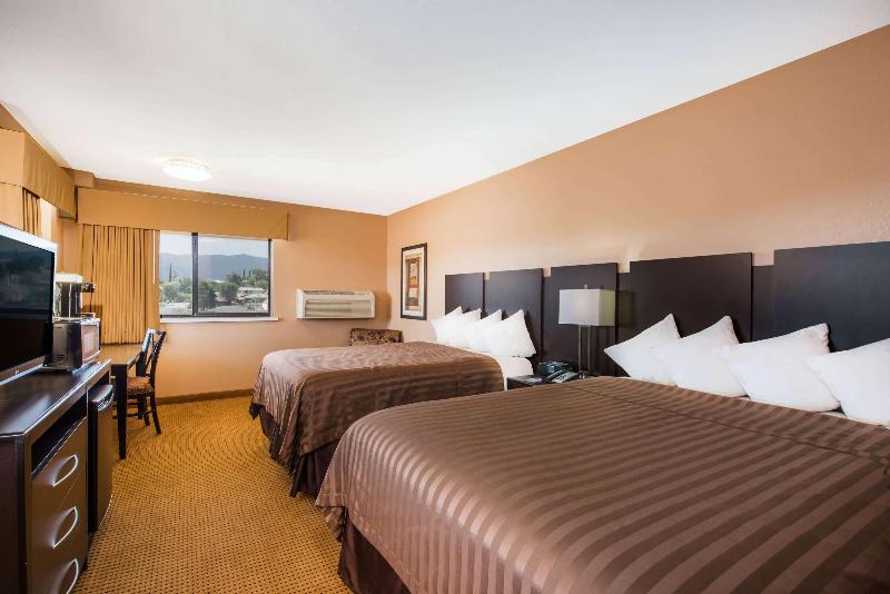 Travelodge By Wyndham Globe Az image