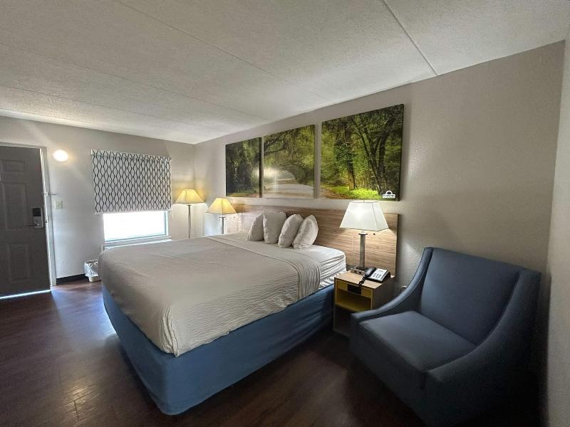 Days Inn Ridgeland South Carolina image