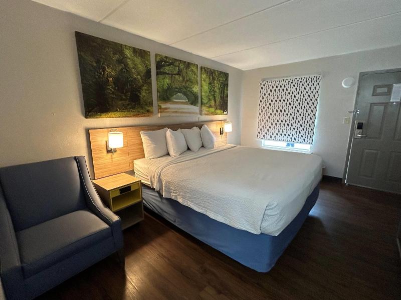 Days Inn Ridgeland South Carolina image