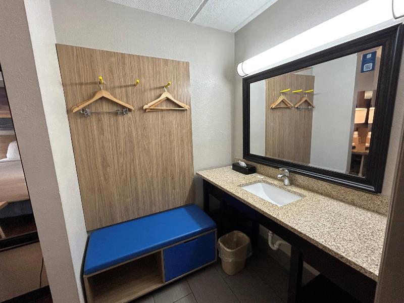 Days Inn Ridgeland South Carolina image