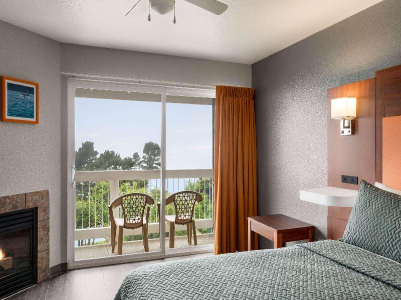 DOUBLE PREMIUM OCEAN VIEW