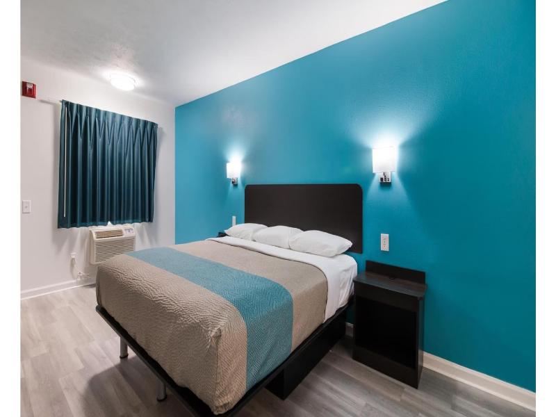 Motel 6 Metropolis, Il image