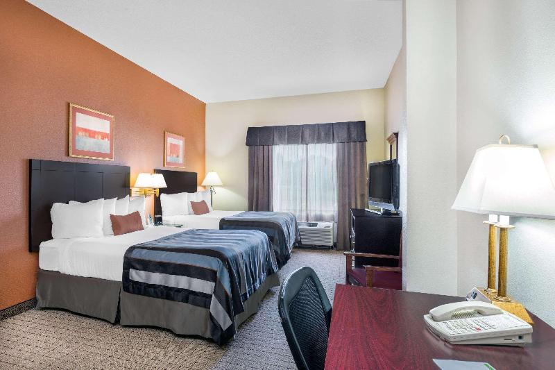 Wingate By Wyndham West Monroe image