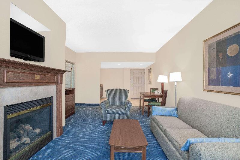Wingate By Wyndham Ellicottville image