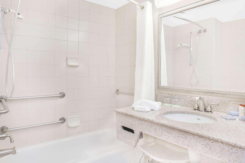 Wingate By Wyndham Ellicottville image