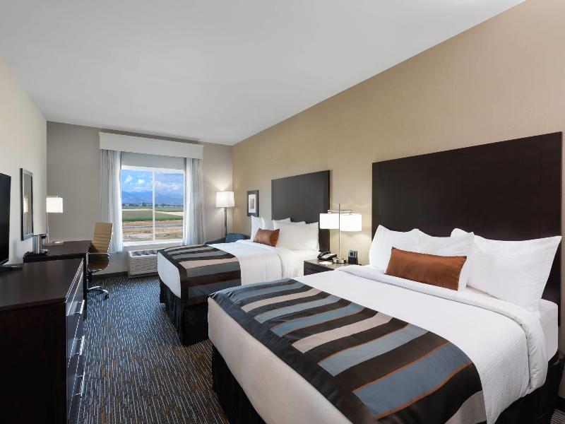 Wingate By Wyndham Loveland image