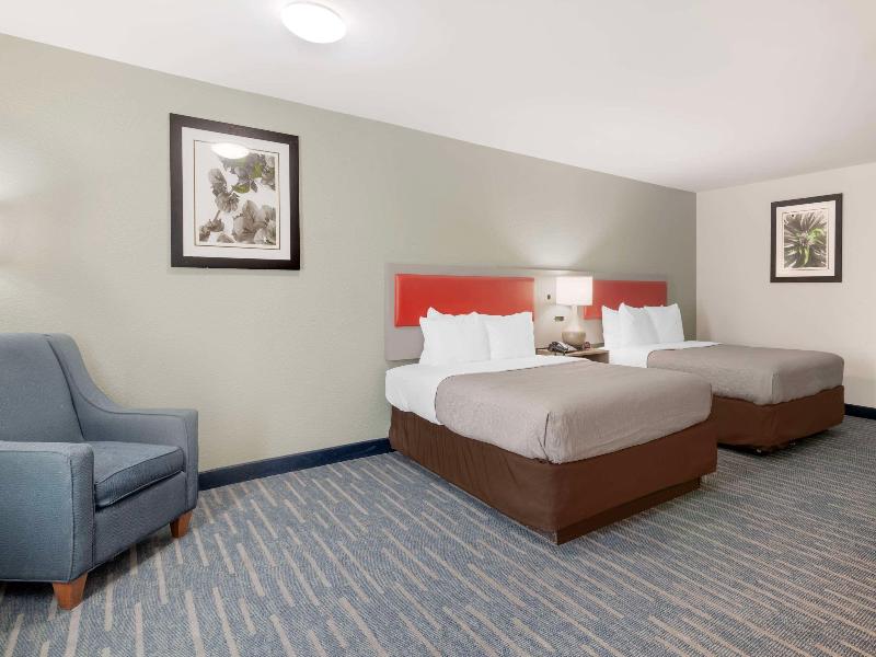Quality Inn White River Junction image