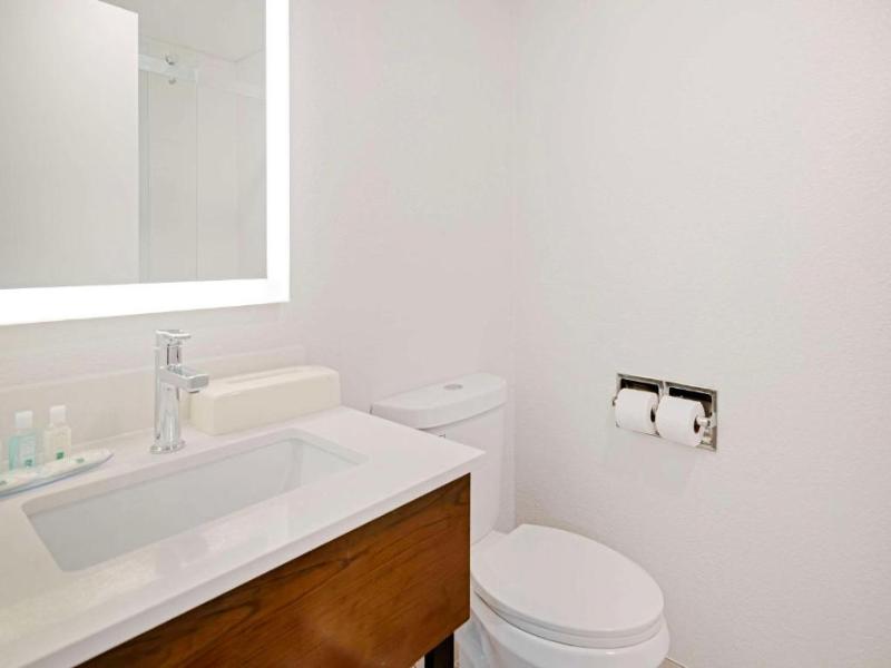 Quality Inn White River Junction image