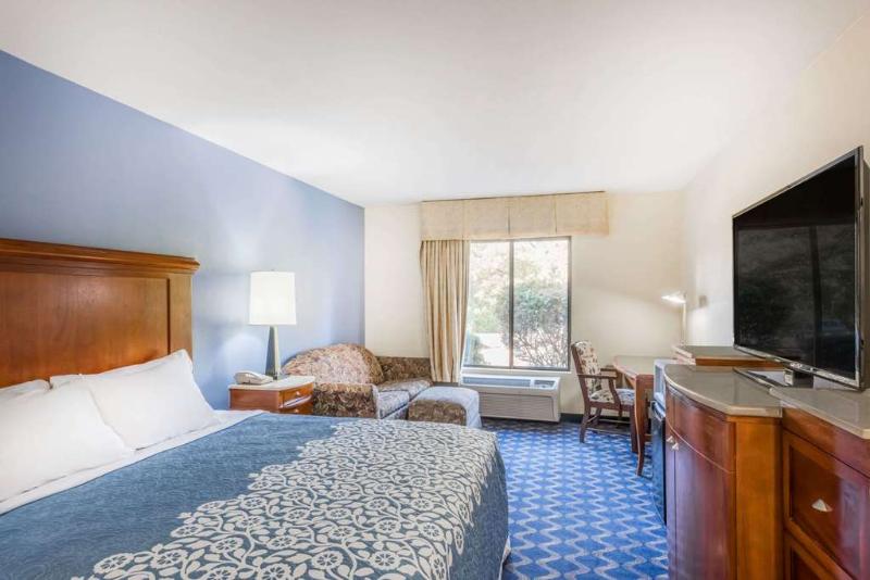 Days Inn by Wyndham Niantic Near Casinos image
