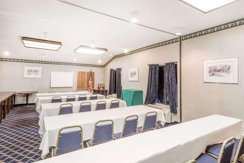 Days Inn by Wyndham Niantic Near Casinos image