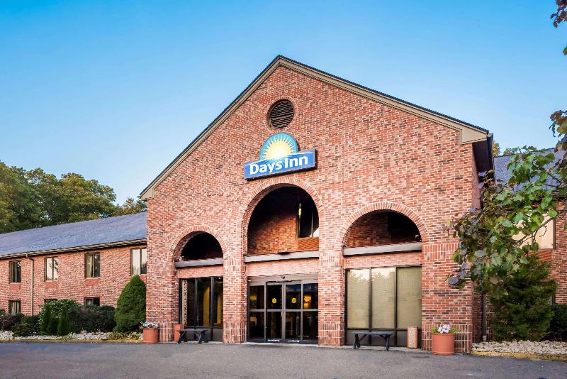 Days Inn by Wyndham Niantic Near Casinos image