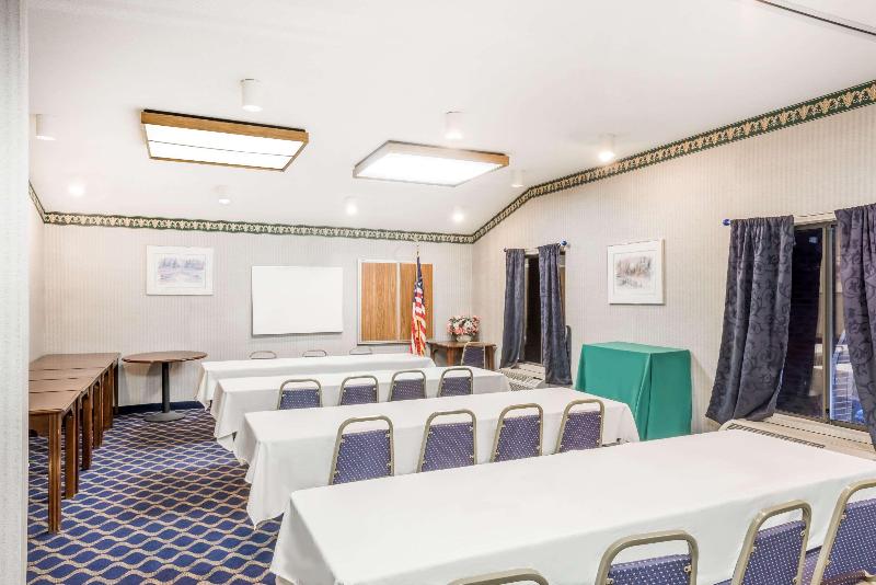 Days Inn by Wyndham Niantic Near Casinos image