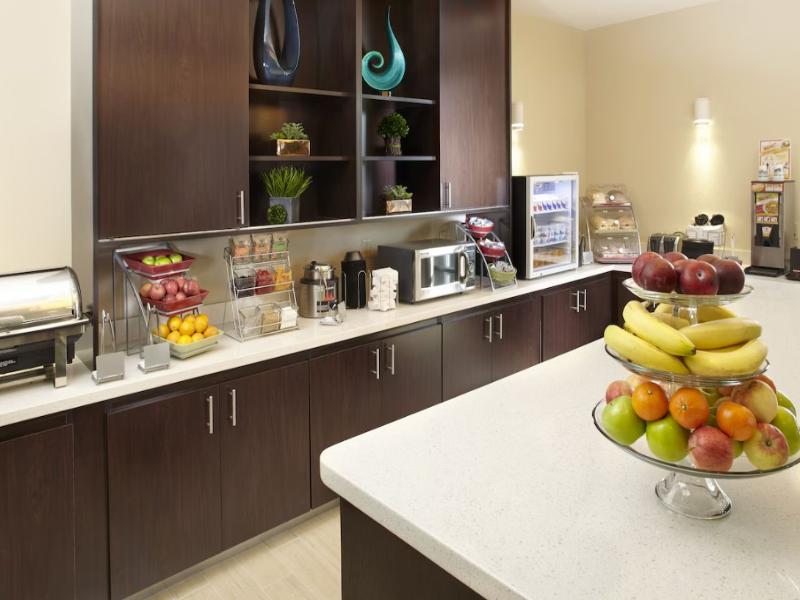 Hawthorn Suites By Wyndham Wheeling Triadelphia A image