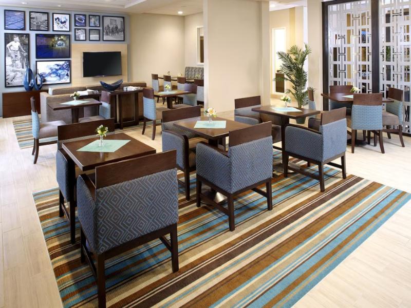 Hawthorn Suites By Wyndham Wheeling Triadelphia A image