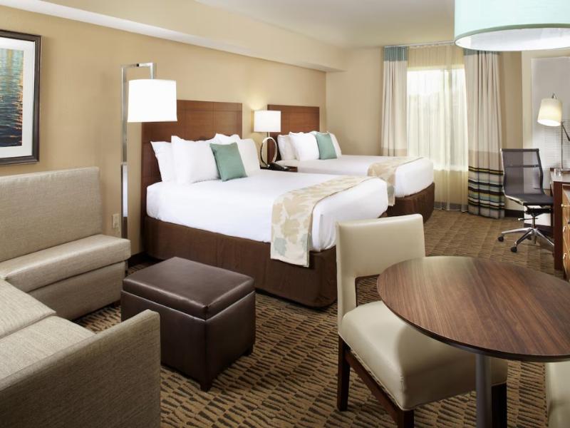 Hawthorn Suites By Wyndham Wheeling Triadelphia A image